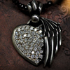 Winged Heart Stone Inlays Pendant with chain V& bvuXbg WWP-7740 with spinel